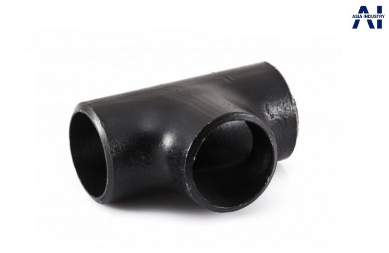Tê thép đen bằng thép carbon, bền, chịu áp lực cao, dùng để nối và chia dòng chất lỏng, khí.