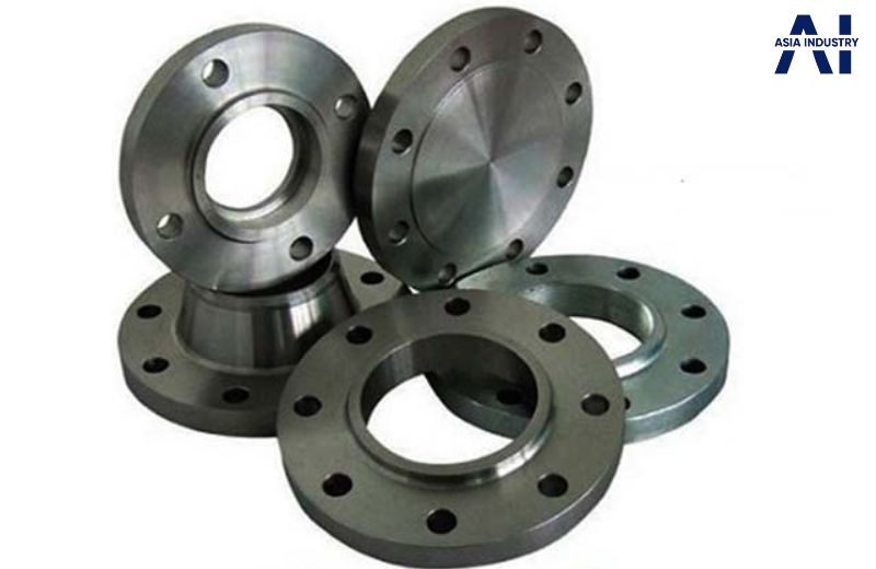 Mặt bích thép được làm từ thép carbon hoặc thép không gỉ dùng để kết nối đường ống