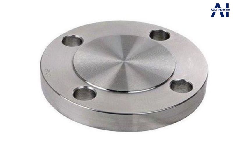 Mặt bích mù (mặt bích đặc) dùng để bịt kín đầu ống trong hệ thống đường ống công nghiệp